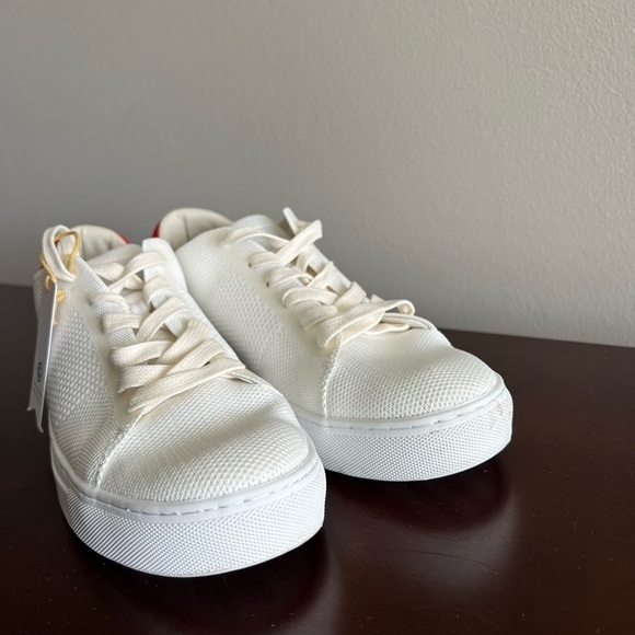 The‎ Greats Royal Knit Sneakers White Red Men’s Size 7/ Women’s 8.5 main image 10